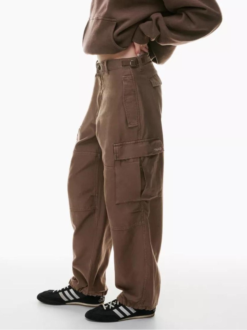 Aritzia • TNA supply cargo brown pants